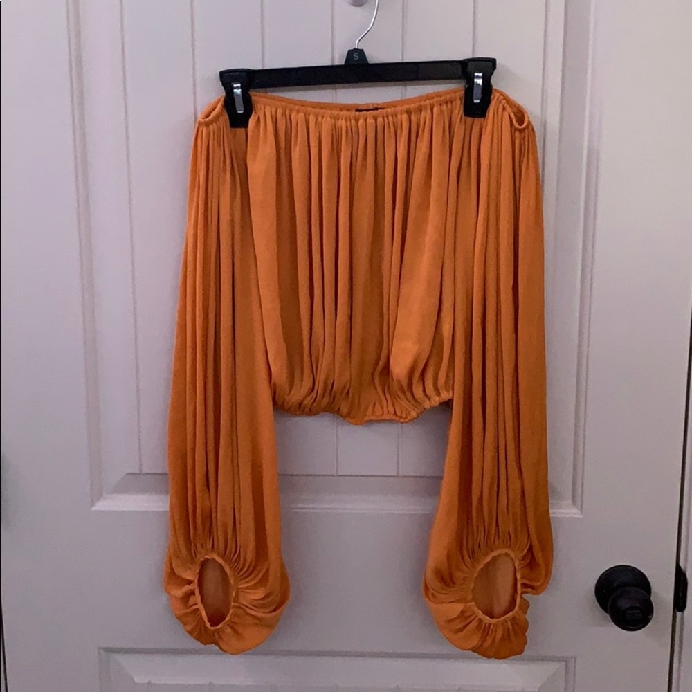 Long sleeve crop top